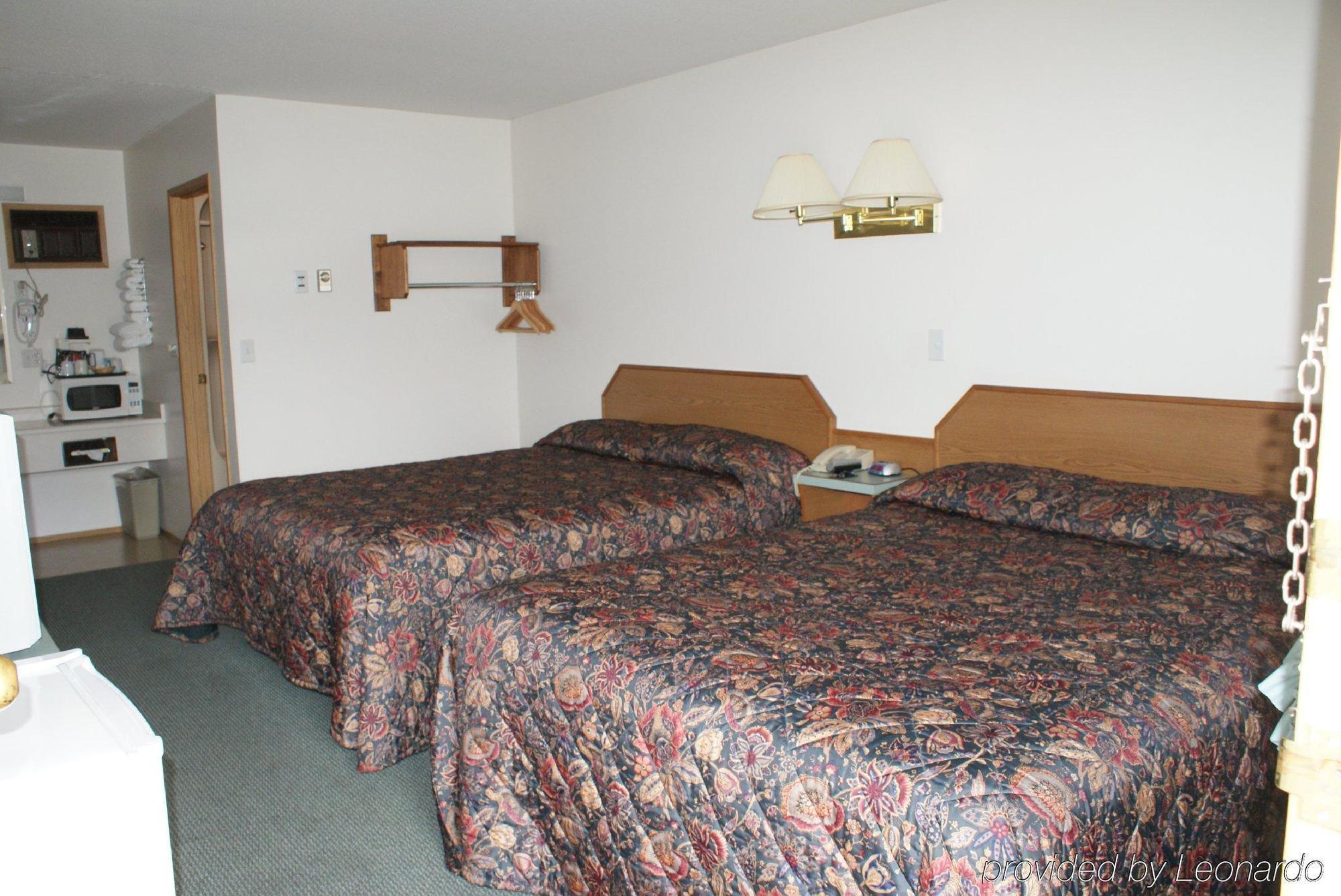 The Ranchland Inn Kamloops Room photo